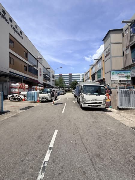 Ubi Ave 4, , 1,750 sqft, Light Industrial (B1) For Rent, by Karen Tang, 500161908 - Exterior - CommercialGuru.com.sg