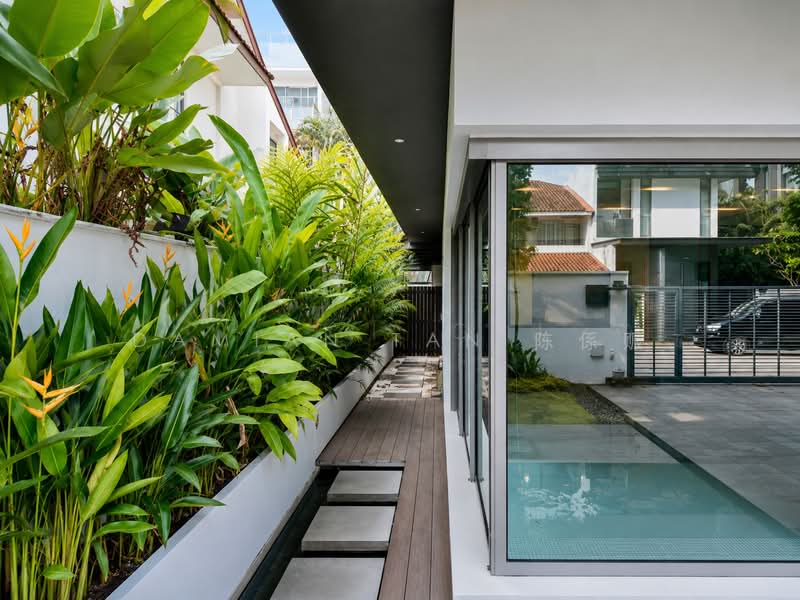 ⭐️MODERN DESIGN SEMI-D WITH POOL | WITHIN 1KM OF HENRY PARK PRIMARY SCH | NEAR BUS STOPS & MARKET⭐️, Moonbeam Walk Mount Sinai Grove Holland Jalan Kebaya Jelita Tenang Istimewa Maryland Ming Teck Greenleaf Sixth Haji Alias Namly Coronation Lim Tai See Allamanda Ampang Sian Tuan Hua Guan Lantana Lemon Lasia Lotus Lily Maple Cypress Fir Redwood Elm, 7 Bedrooms, 4,200 sqft, Semi-Detached House For Sale, by Damian Tan 陈係赈, 500161927 - Exterior - PropertyGuru.com.sg