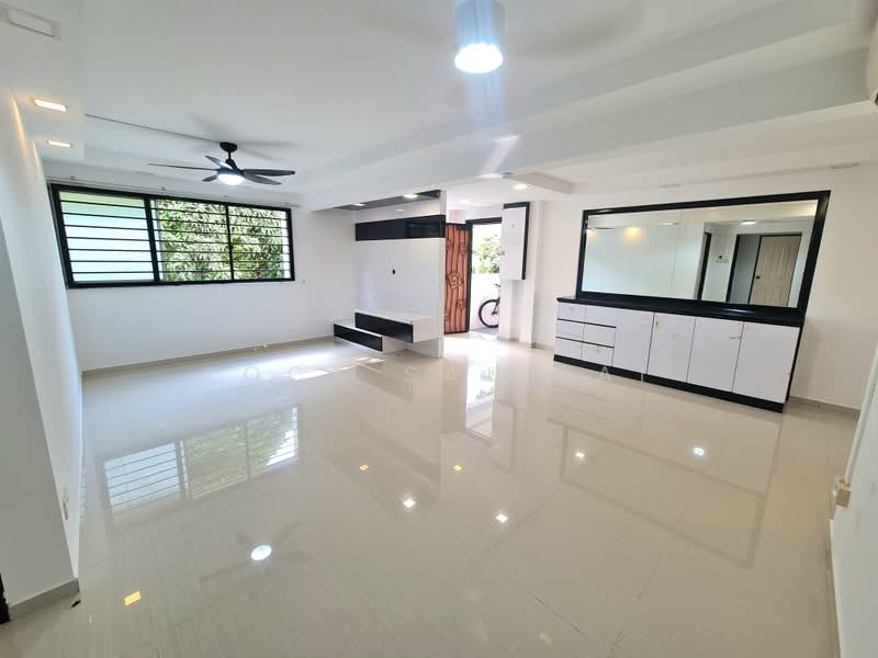 112 Simei Street 1, 112 Simei Street 1, 3 Bedrooms, 1,313 sqft, HDB Flat For Sale, by Lock Sau Lai, 500161930 - Living Room - PropertyGuru.com.sg
