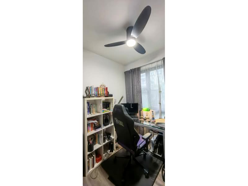 The Brownstone, 160 Canberra Drive, 4 Bedrooms, 1,109 sqft, Executive Condominium For Sale, by Mae Lee, 500161947 - Study - PropertyGuru.com.sg