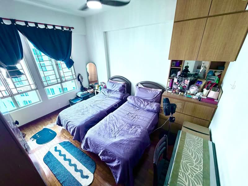 Northoaks, 20 Woodlands Cresent, 3 Bedrooms, 2,500 sqft, Condominium For Sale, by TJ Choo 朱芸苇, 500161962 - Bedroom - PropertyGuru.com.sg