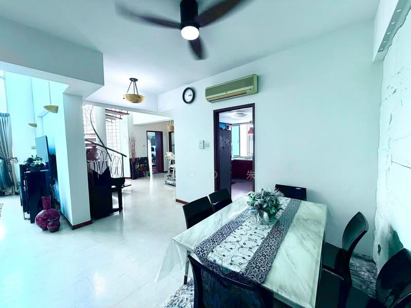 Northoaks, 20 Woodlands Cresent, 3 Bedrooms, 2,500 sqft, Condominium For Sale, by TJ Choo 朱芸苇, 500161962 - Dining Room - PropertyGuru.com.sg