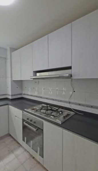 Royal Palm Mansions, 330 Pasir Panjang Road, 4 Bedrooms, 1,227 sqft, Condominium For Rent, by Steven Jeremiah, 500161966 - Kitchen - PropertyGuru.com.sg