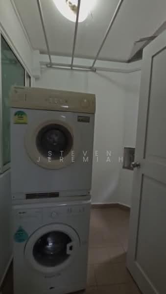 Royal Palm Mansions, 330 Pasir Panjang Road, 4 Bedrooms, 1,227 sqft, Condominium For Rent, by Steven Jeremiah, 500161966 - Interior - PropertyGuru.com.sg
