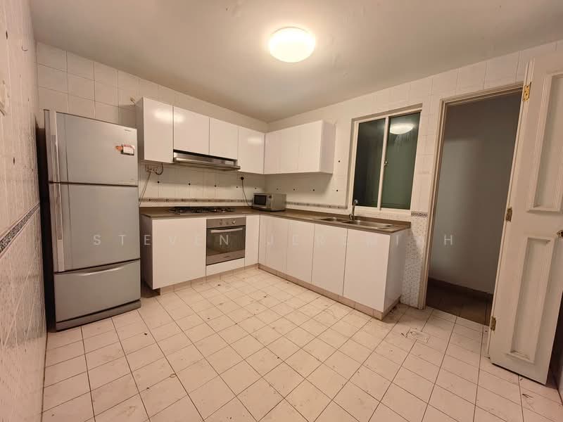 Royal Palm Mansions, 330 Pasir Panjang Road, 3 Bedrooms, 1,238 sqft, Condominium For Rent, by Steven Jeremiah, 500161966 - PropertyGuru.com.sg