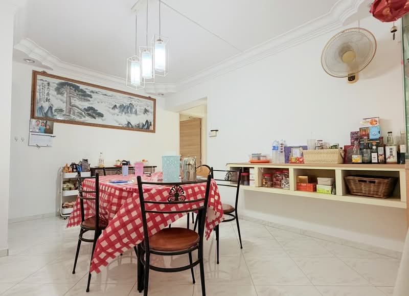 68 Redhill Close, 68 Redhill Close, 3 Bedrooms, 1,238 sqft, HDB Flat For Sale, by Sean Yin, 500162023 - Dining Room - PropertyGuru.com.sg