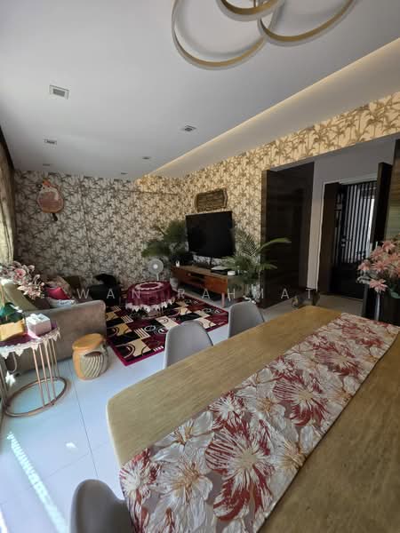 267B Punggol Field, 267B Punggol Field, 3 Bedrooms, 1,065 sqft, HDB Flat For Sale, by Wan Rahmat, 500162029 - Living Room - PropertyGuru.com.sg