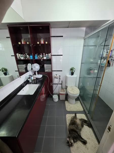 267B Punggol Field, 267B Punggol Field, 3 Bedrooms, 1,065 sqft, HDB Flat For Sale, by Wan Rahmat, 500162029 - Bathroom - PropertyGuru.com.sg
