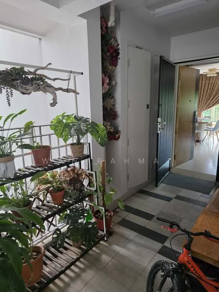 267B Punggol Field, 267B Punggol Field, 3 Bedrooms, 1,065 sqft, HDB Flat For Sale, by Wan Rahmat, 500162029 - Entrance - PropertyGuru.com.sg