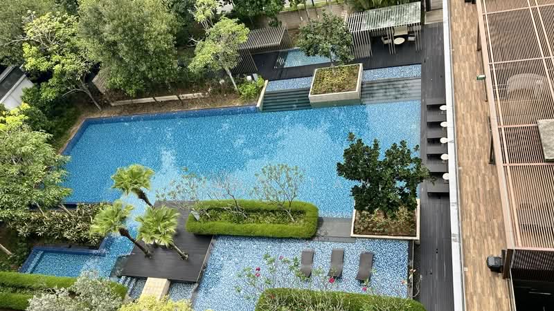 Kandis Residence, 2 Kandis Link, 2 Bedrooms, 808 sqft, Condominium For Sale, by Kelly Tan, 500162032 - Pool - PropertyGuru.com.sg