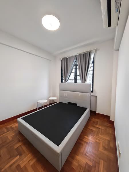 Parc Oasis, 35 Jurong East Avenue 1, 3 Bedrooms, 1,227 sqft, Condominium For Sale, by Elijah Poh, 500162046 - Bedroom - PropertyGuru.com.sg