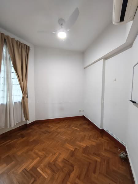 Parc Oasis, 35 Jurong East Avenue 1, 3 Bedrooms, 1,227 sqft, Condominium For Sale, by Elijah Poh, 500162046 - Interior - PropertyGuru.com.sg