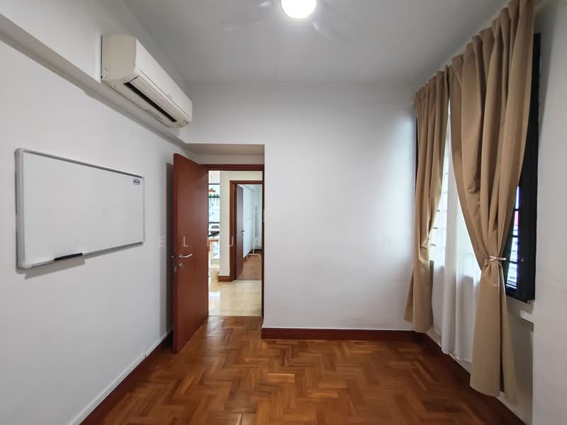 Parc Oasis, 35 Jurong East Avenue 1, 3 Bedrooms, 1,227 sqft, Condominium For Sale, by Elijah Poh, 500162046 - Interior - PropertyGuru.com.sg