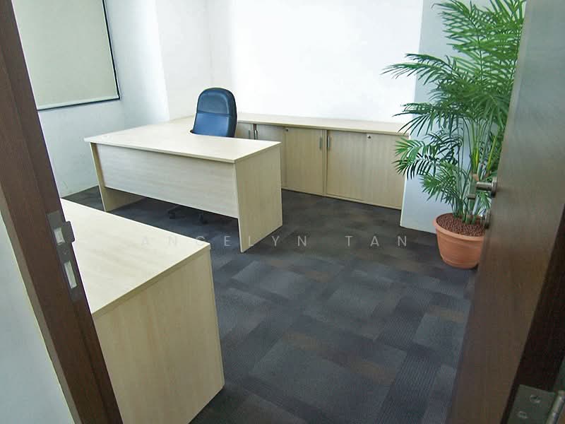 E-Centre @ Redhill, 3791 Jalan Bukit Merah, 3,186 sqft, Light Industrial (B1) For Sale, by Angelyn Tan, 500162054 - Study - CommercialGuru.com.sg