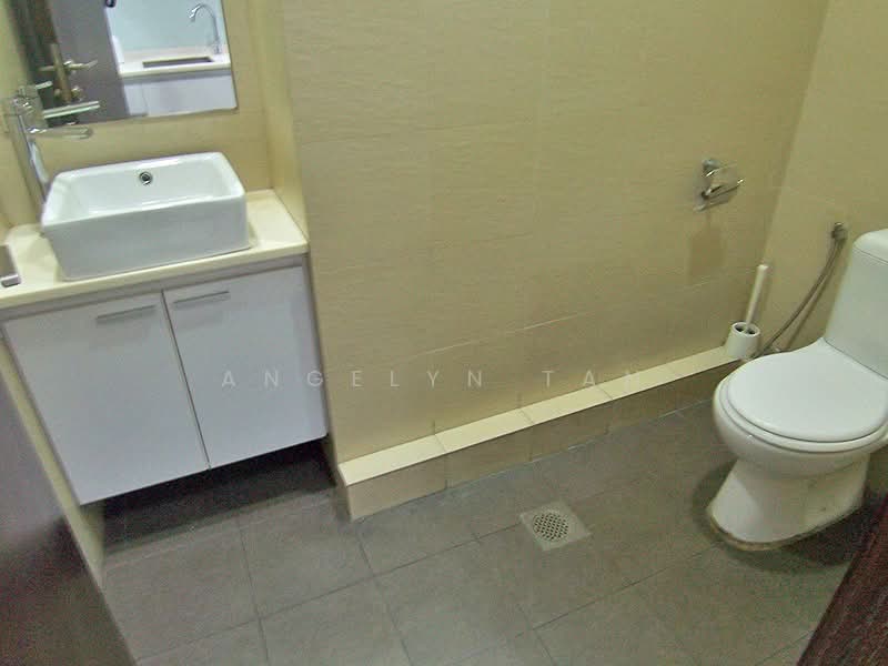 E-Centre @ Redhill, 3791 Jalan Bukit Merah, 3,186 sqft, Light Industrial (B1) For Sale, by Angelyn Tan, 500162054 - CommercialGuru.com.sg