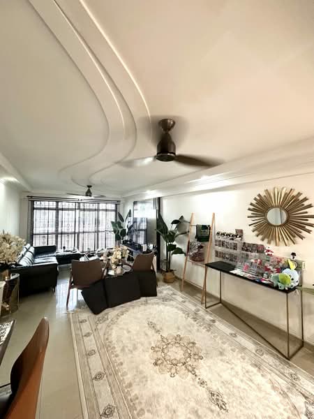 525 Woodlands Drive 14, 525 Woodlands Drive 14, 3 Bedrooms, 1,389 sqft, HDB Flat For Sale, by Ron Koh, 500162057 - Living Room - PropertyGuru.com.sg