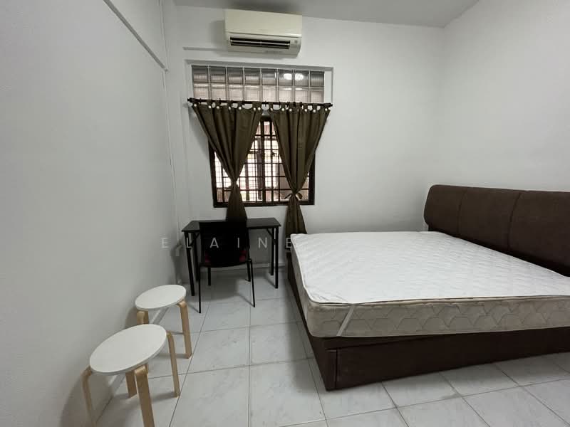 East Coast road @ Marine Parade mrt, , Room Rental, 130 sqft, Terraced House For Rent, by Elaine Tay, 500162061 - Bedroom - PropertyGuru.com.sg