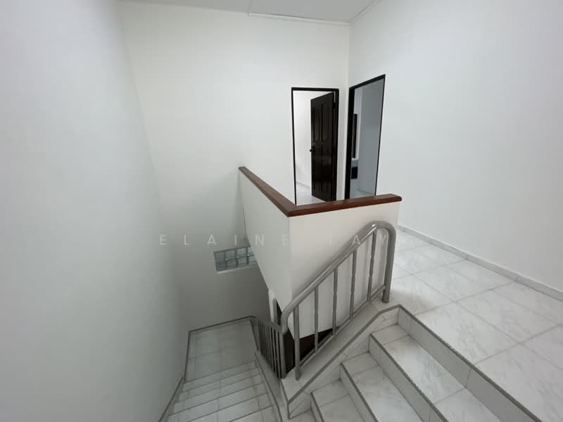 East Coast road @ Marine Parade mrt, , Room Rental, 130 sqft, Terraced House For Rent, by Elaine Tay, 500162061 - Interior - PropertyGuru.com.sg