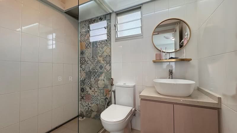 591A Ang Mo Kio Street 51, 591A Ang Mo Kio Street 51, 3 Bedrooms, 1,001 sqft, HDB Flat For Sale, by Bryan Cheng, 500162068 - Master Bathroom - PropertyGuru.com.sg