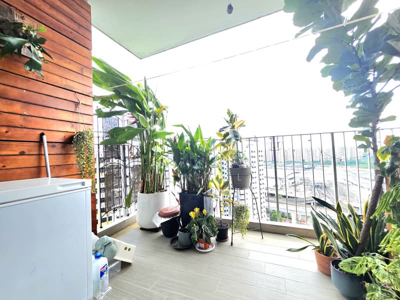 Rivercove Residences EC, 20 Anchorvale Ln, 3 Bedrooms, 904 sqft, Condominium For Sale, by Muhammad Noor Danial, 500162075 - Balcony - PropertyGuru.com.sg