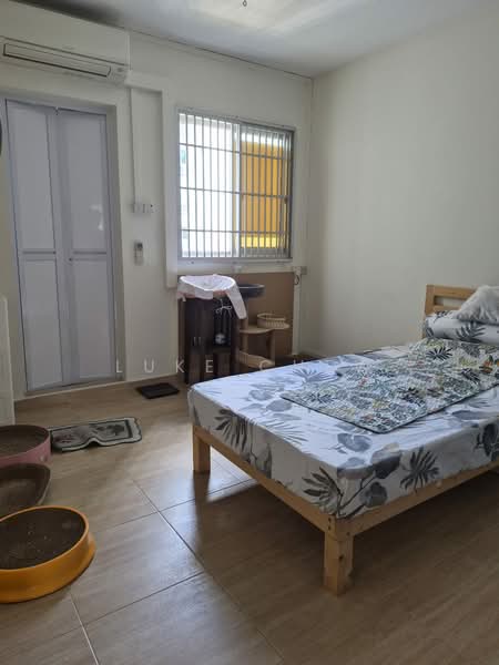 206 Petir Road, 206 Petir Road, 2 Bedrooms, 786 sqft, HDB Flat For Sale, by Luke Chew, 500162080 - Bedroom - PropertyGuru.com.sg
