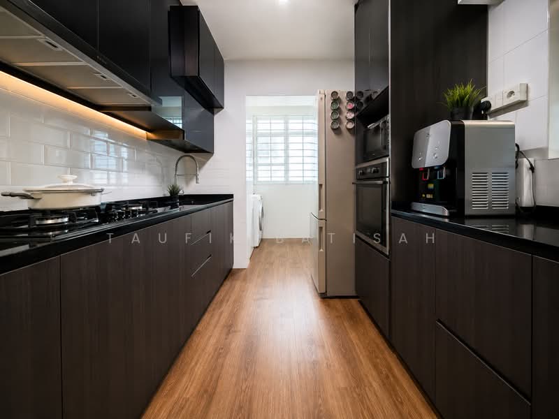 287A Compassvale Crescent, 287A Compassvale Crescent, 3 Bedrooms, 1,001 sqft, HDB Flat For Sale, by Taufik Batisah, 500162085 - Kitchen - PropertyGuru.com.sg