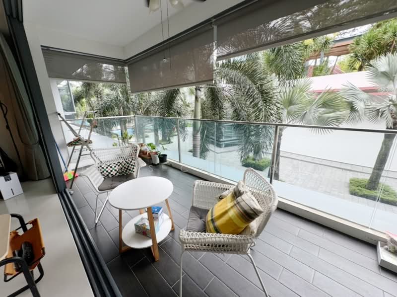 Hedges Park Condominium, 73 Flora Drive, 3 Bedrooms, 1,077 sqft, Condominium For Sale, by Alexis Chia 谢慧丽, 500162086 - Balcony - PropertyGuru.com.sg