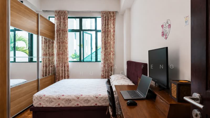 Tanglin Regency, 383 Tanglin Road, 3 Bedrooms, 1,109 sqft, Condominium For Sale, by Phoenix Tan Feng Huang, 500162095 - Bedroom - PropertyGuru.com.sg