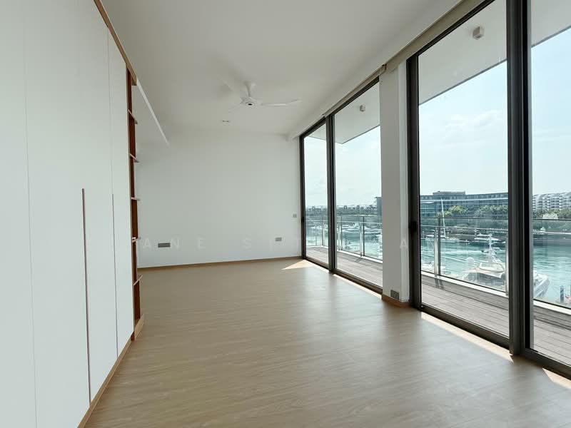 Sentosa Cove, Cove Drive, 6 Bedrooms, 4,725 sqft, Condominium For Rent, by Jane Setiawan, 500162096 - Master Bedroom - PropertyGuru.com.sg