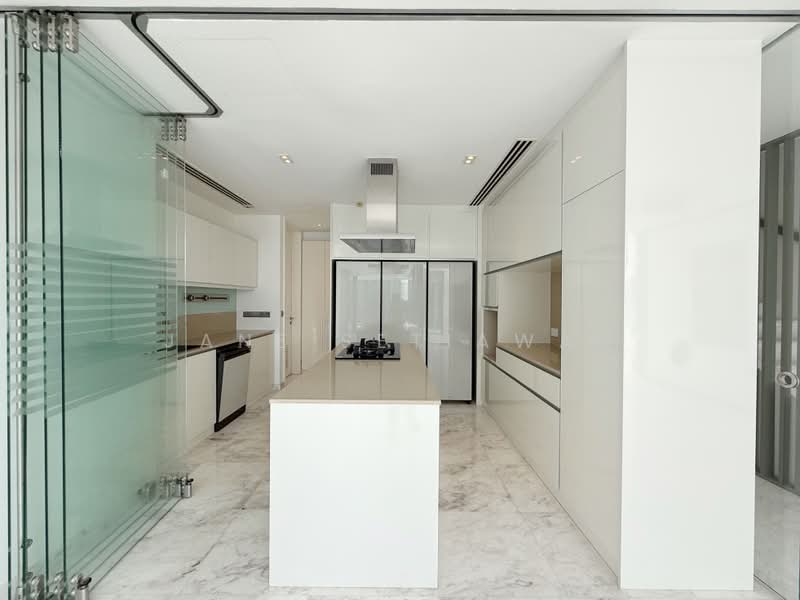 Sentosa Cove, Cove Drive, 6 Bedrooms, 4,725 sqft, Condominium For Rent, by Jane Setiawan, 500162096 - Kitchen - PropertyGuru.com.sg