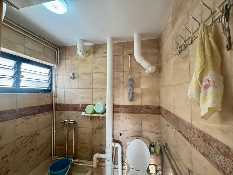 7 Haig Road, 7 Haig Road, 3 Bedrooms, 1,259 sqft, HDB Flat For Rent, by Michelle Guo, 500162098 - Bathroom - PropertyGuru.com.sg