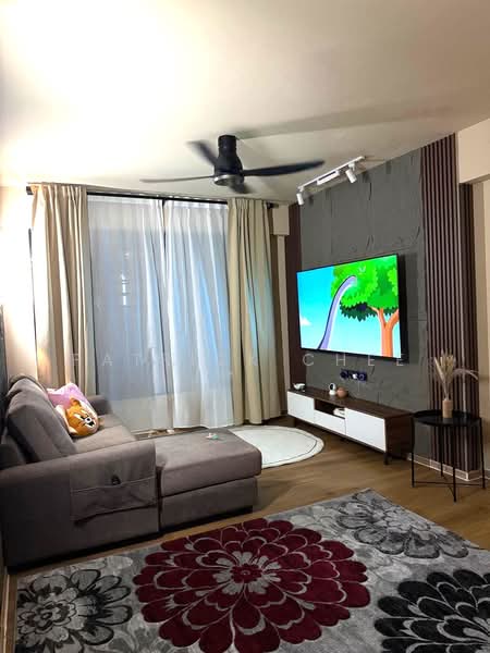 547A Segar Road, 547A Segar Road, 3 Bedrooms, 990 sqft, HDB Flat For Sale, by Patrick Chee, 500162115 - Living Room - PropertyGuru.com.sg