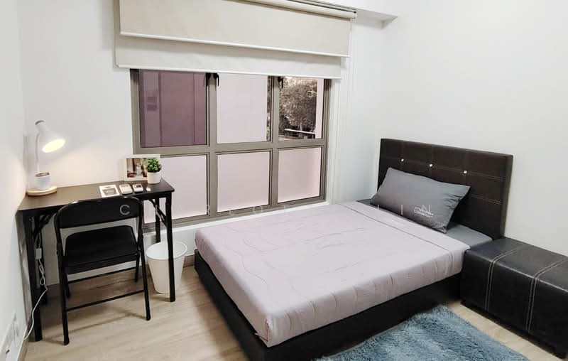 Palm Mansions, 345 Pasir Panjang Road, Room Rental, 150 sqft, Apartment For Rent, by Charlotte Lin, 500162116 - Room 5 - PropertyGuru.com.sg