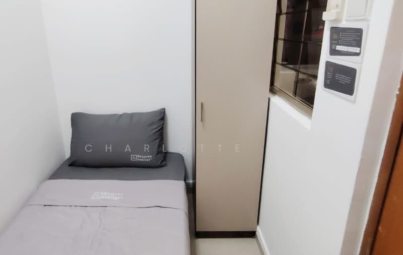 Palm Mansions, 345 Pasir Panjang Road, Room Rental, 150 sqft, Apartment For Rent, by Charlotte Lin, 500162116 - Room 7 - PropertyGuru.com.sg