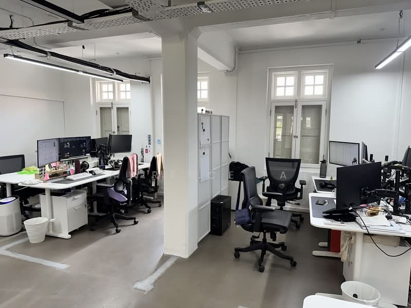 Landmark Heritage Building @ New Bridge Road ( Chinatown ), New Bridge Road, 262 sqft, Office For Rent, by Lawrence Tan, 500162120 - Interior - CommercialGuru.com.sg