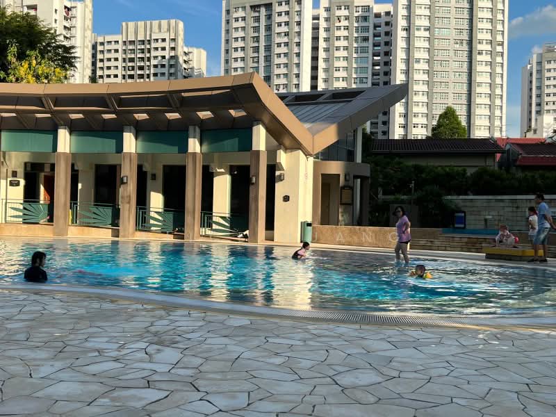 Palm Gardens, 2A Hong San Walk, 2 Bedrooms, 958 sqft, Condominium For Rent, by Alice Huang, 500162132 - Exterior - PropertyGuru.com.sg