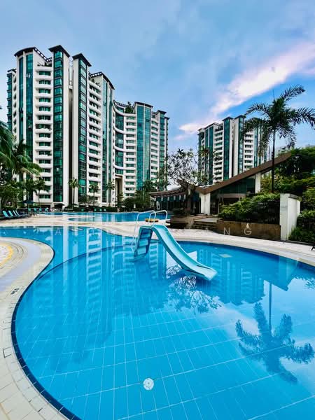 Palm Gardens, 2A Hong San Walk, 2 Bedrooms, 958 sqft, Condominium For Rent, by Alice Huang, 500162132 - Exterior - PropertyGuru.com.sg