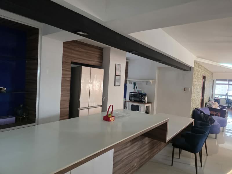243 Pasir Ris Street 21, 243 Pasir Ris Street 21, 4 Bedrooms, 1,561 sqft, HDB Flat For Sale, by Amy Teo, 500162135 - Kitchen - PropertyGuru.com.sg