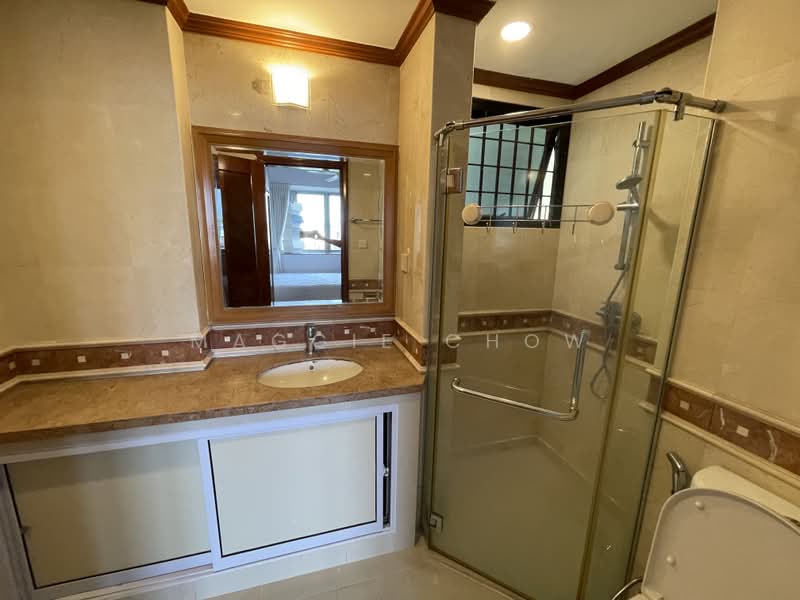 Eastpoint Green, 1 Simei Street 3, 2 Bedrooms, 969 sqft, Condominium For Rent, by Maggie Chow, 500162149 - Master Bathroom - PropertyGuru.com.sg