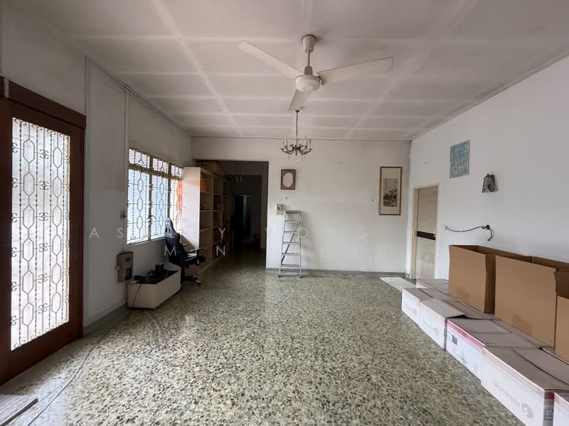 ~EMINENCE LANDED~ Original 2 Storey GCB @ Chancery Lane, , 7 Bedrooms, 8,000 sqft, Good Class Bungalow For Sale, by Ashley Wong Hui Min (黄鏸慜), 500162150 - Living Room - PropertyGuru.com.sg