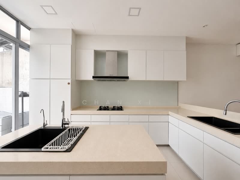 Yuk Tong Avenue, , 4 Bedrooms, 2,700 sqft, Terraced House For Sale, by Chan Xi, 500162151 - Kitchen - PropertyGuru.com.sg