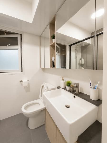 621A Tampines Street 61, 621A Tampines Street 61, 3 Bedrooms, 1,001 sqft, HDB Flat For Sale, by Sam Tan, 500162155 - Bathroom - PropertyGuru.com.sg