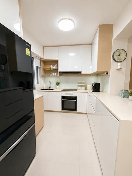 621A Tampines Street 61, 621A Tampines Street 61, 3 Bedrooms, 1,001 sqft, HDB Flat For Sale, by Sam Tan, 500162155 - Kitchen - PropertyGuru.com.sg