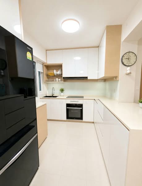 621A Tampines Street 61, 621A Tampines Street 61, 3 Bedrooms, 1,001 sqft, HDB Flat For Sale, by Sam Tan, 500162155 - Kitchen - PropertyGuru.com.sg