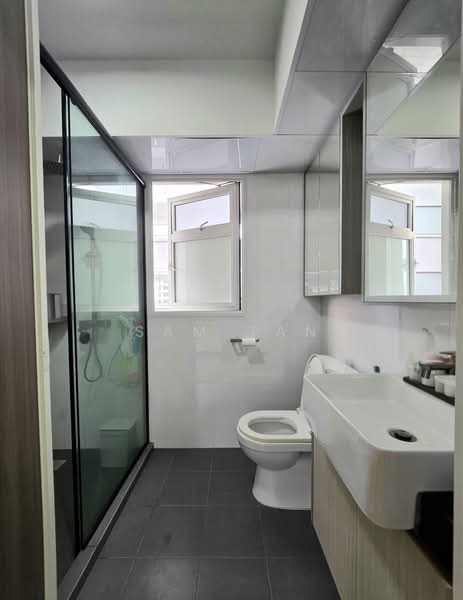 621A Tampines Street 61, 621A Tampines Street 61, 3 Bedrooms, 1,001 sqft, HDB Flat For Sale, by Sam Tan, 500162155 - Bathroom - PropertyGuru.com.sg