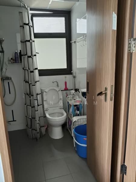 479A Yishun Street 42, 479A Yishun Street 42, 1 Bedroom, 505 sqft, HDB Flat For Rent, by Jefferidin Singaram, 500162166 - Bathroom - PropertyGuru.com.sg