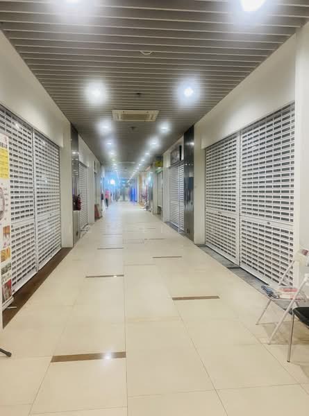 NEWest, 1 West Coast Drive, 678 sqft, Shop / Shophouse For Sale, by Michelle Lim, 500162177 - Corridor - CommercialGuru.com.sg