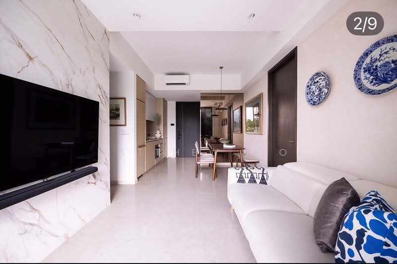 Meyer Mansion, 79 Meyer Road, 2 Bedrooms, 689 sqft, Condominium For Sale, by Matthew Leo, 500162185 - Living Room - PropertyGuru.com.sg