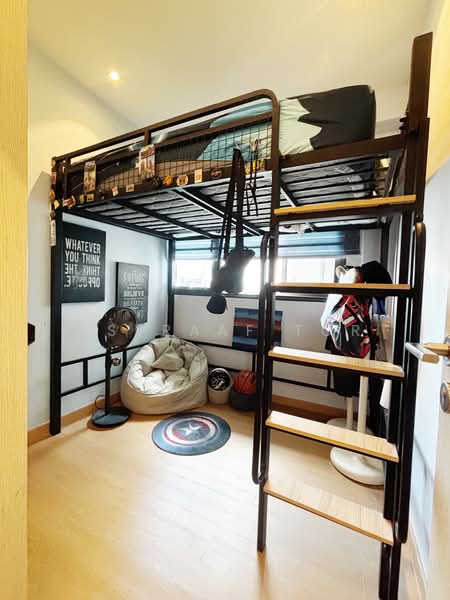 Treasure at Tampines, 53 Tampines Lane, 3 Bedrooms, 1,033 sqft, Condominium For Sale, by Asyraaf TCR, 500162195 - Bedroom - PropertyGuru.com.sg