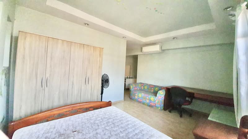 653B Jurong West Street 61, 653B Jurong West Street 61, 3 Bedrooms, 1,195 sqft, HDB Flat For Rent, by Esther Low, 500162215 - Master Bedroom - PropertyGuru.com.sg